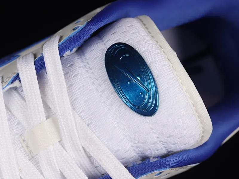 All categories Nk SB Dunk Series Nk SB Dunk Low Low-top sneakers Nk SB Dunk Low GS "Ivory Hyper Royal" Beige Blue 3M Reflective Dunk Series low-top casual sports skateboard shoes FB1841-110